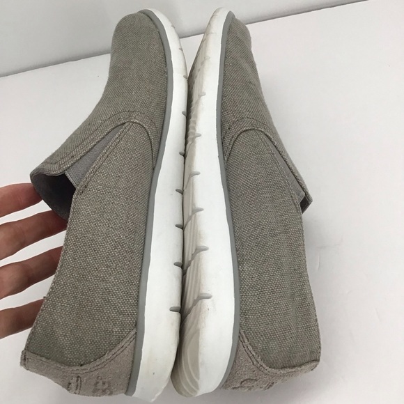 UGG Conley Men’s Slip-On Loafer Shoe Sneaker Gray Bus Casual Size 9 main image 4